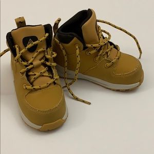 ✨Nike Boys Boots✨